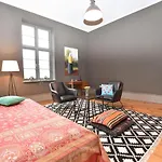 Charmante Mit Terrasse In Appartement Steffenshagen