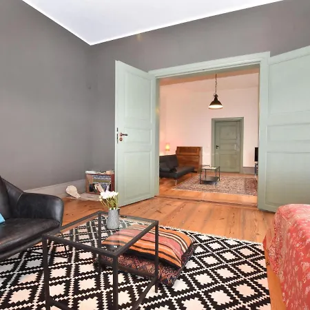 Appartement Charmante Mit Terrasse In