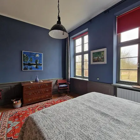 Charming With Terrace In Apartment Steffenshagen